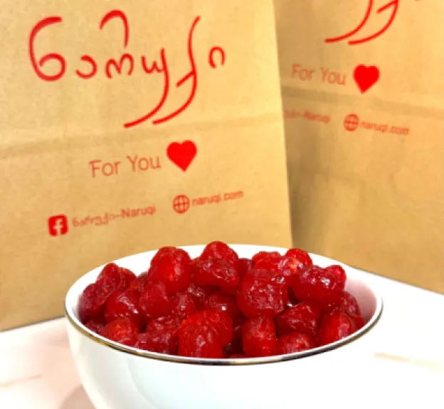 Dried cherries 100g